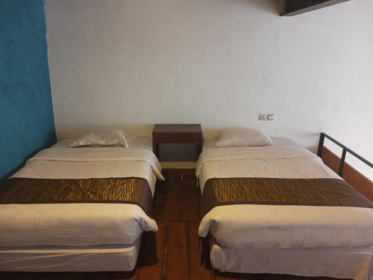 The Village Resort Bogor Esterno foto