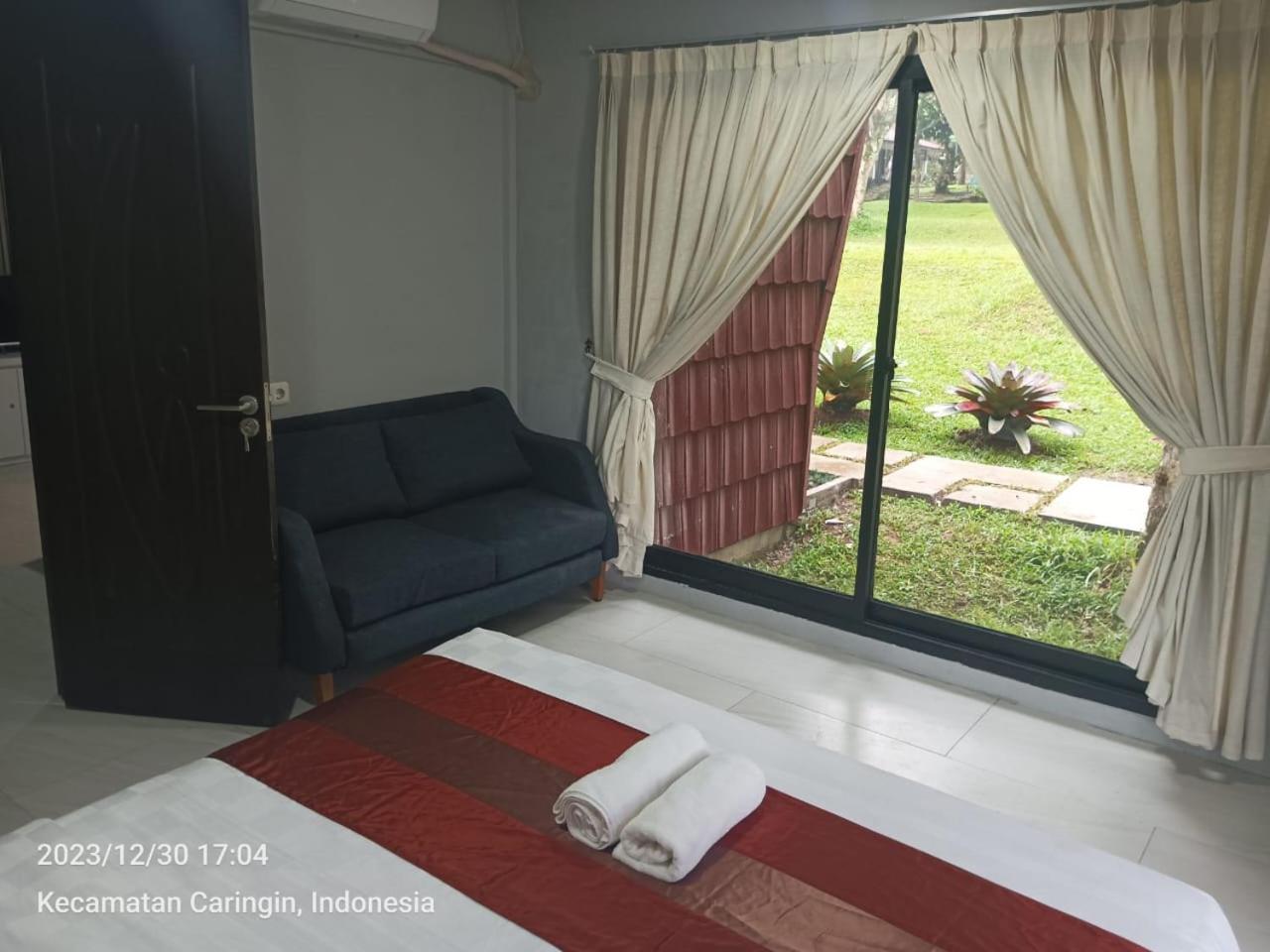The Village Resort Bogor Esterno foto