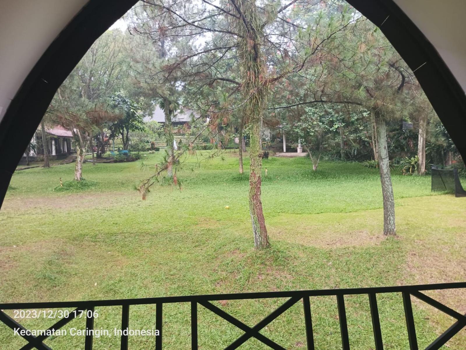 The Village Resort Bogor Esterno foto