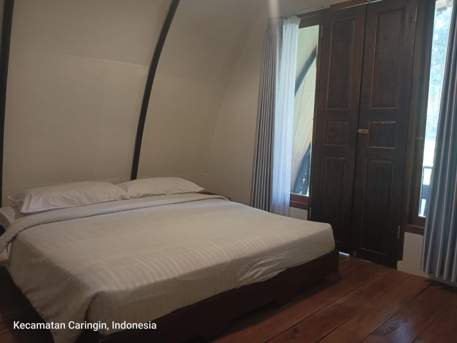 The Village Resort Bogor Esterno foto